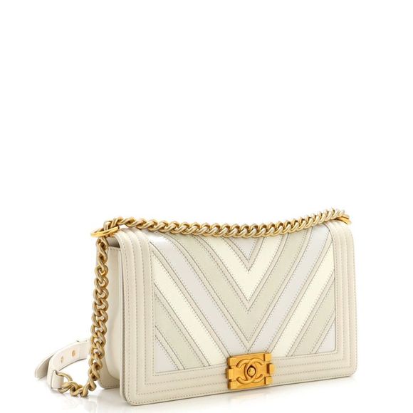 Chanel Boy Flap Bag Chevron Caviar and Calfskin New Medium White - Picture 2 of 7